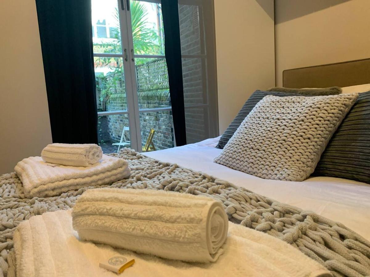 Luxury Fulham Flat With 5* Touches Nr River Thames لندن المظهر الخارجي الصورة