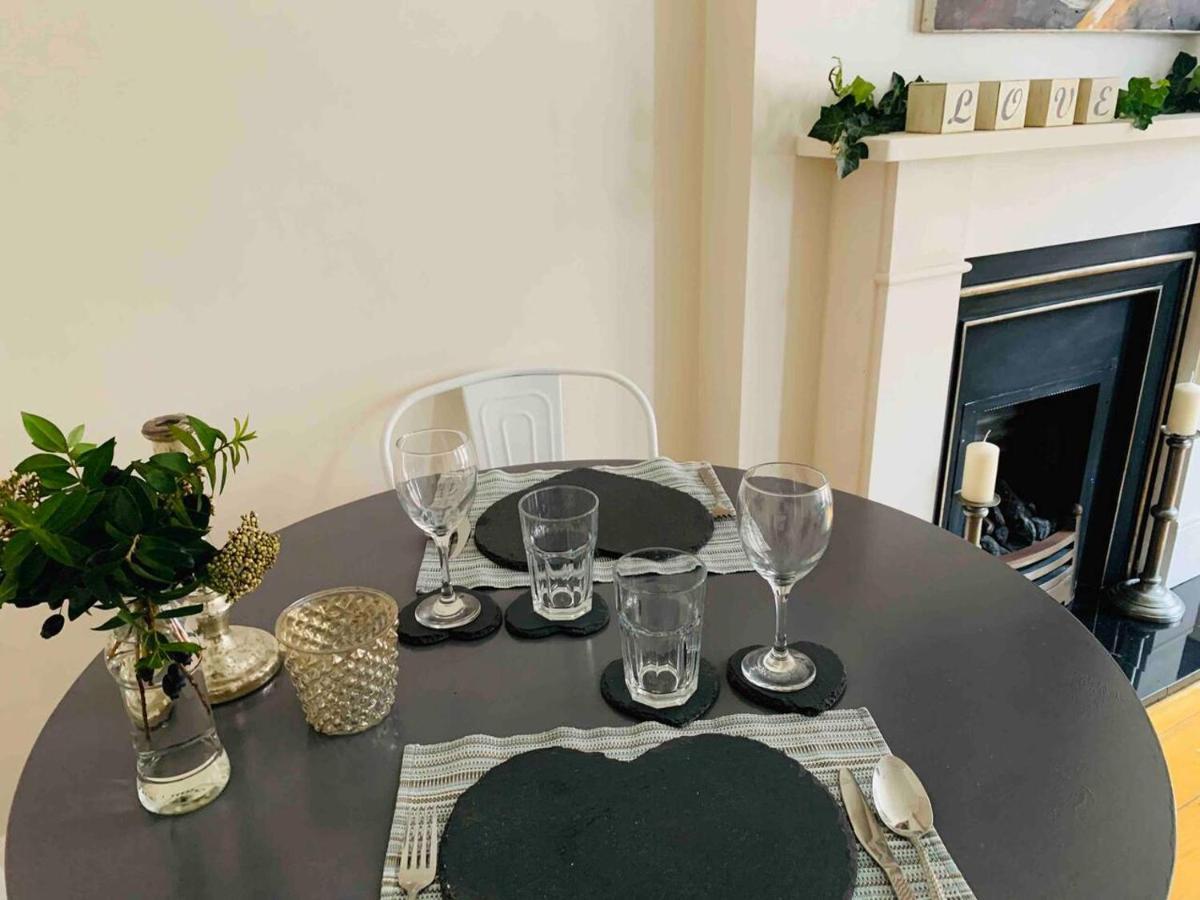 Luxury Fulham Flat With 5* Touches Nr River Thames لندن المظهر الخارجي الصورة