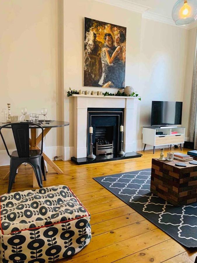 Luxury Fulham Flat With 5* Touches Nr River Thames لندن المظهر الخارجي الصورة