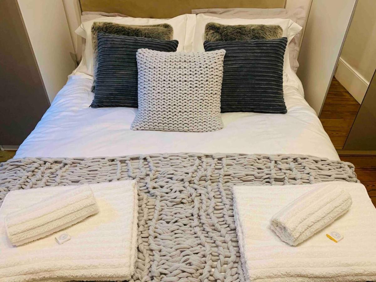 Luxury Fulham Flat With 5* Touches Nr River Thames لندن المظهر الخارجي الصورة