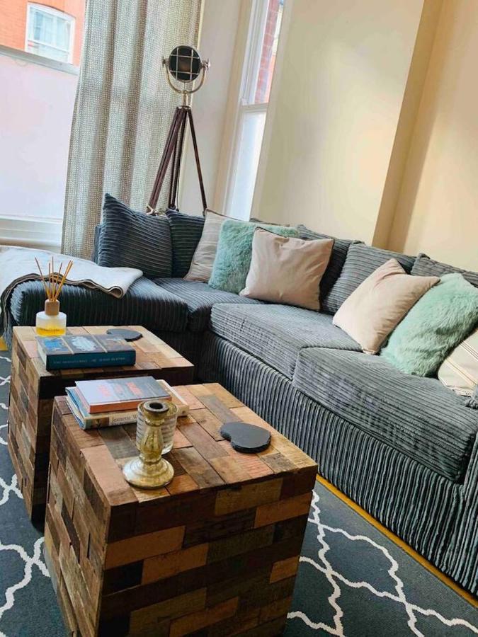 Luxury Fulham Flat With 5* Touches Nr River Thames لندن المظهر الخارجي الصورة